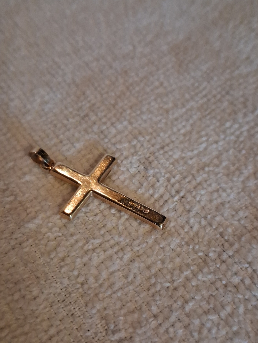 14 Kt. Gold Cross Charm Pendant